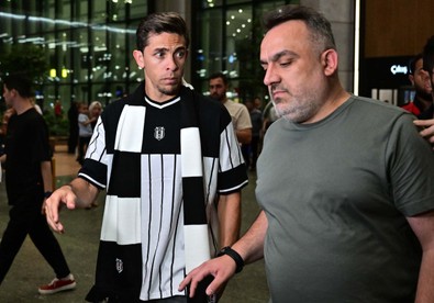 Beşiktaş’ın yeni transferi Gabriel Paulista İstanbul’a geldi - Resim : 2