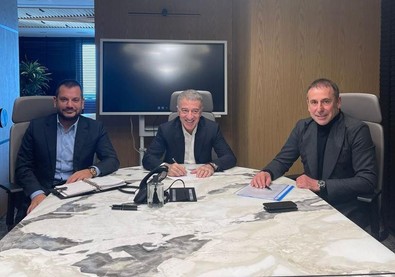 Bordo Mavili takımda yeni sezon için kararlar alındı. İşte yeni model Trabzonspor - Resim : 1