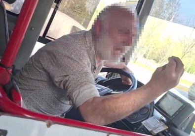 Bebek arabası tartışması olaylı bitti! "Seni mermi manyağı yaparım" demişti, ehliyetine el konuldu! - Resim : 1