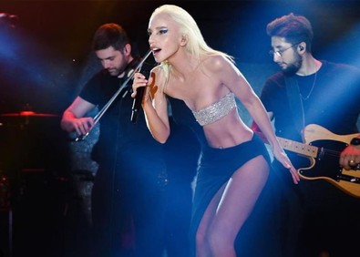 Tarkan'ın rekorunu geçebilecek mi? Gülşen yılbaşı gecesi İzmir'de sahne alacak! İstediği rakam ağızları açık bıraktı - Resim : 1