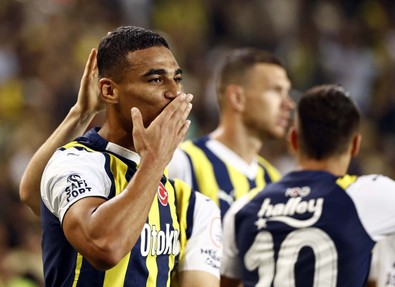 Fenerbahçe’ye 8.5 milyon euroluk müjde! Taraftarlar çok mutlu olacak! Yıldız futbolcu geri dönüyor! - Resim : 2