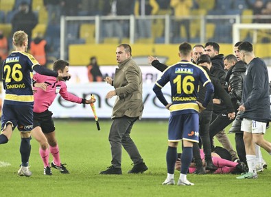 Halil Umut Meler’e tekme atmışlardı! MKE Ankaragücü o kişilerin kim olduğunu açıkladı - Resim : 2