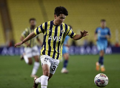 Fenerbahçe’de bir ayrılık daha! Resmi temaslar başladı! Genç yıldız gidiyor - Resim : 2