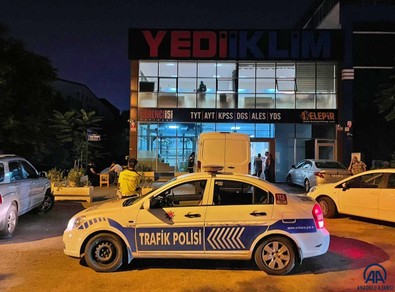 DDK'dan 'KPSS' iddialarına ilişkin suç duyurusu, Emniyet'ten Yediiklim Yayınevi'ne operasyon - Resim : 1