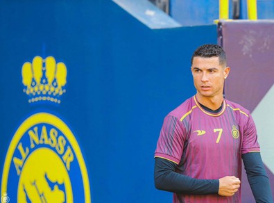 Ayrılacağı söyleniyordu! Cristiano Ronaldo, tüm dünyayı ters köşe yaptı! Gelecek sezon nerede forma giyeceğini açıkladı - Resim : 1