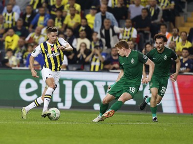 Sivasspor transferde atağa kalktı! Fenerbahçe’nin 3 yıldızına talip oldular! Ali Koç’un kapısını çalacaklar - Resim : 1