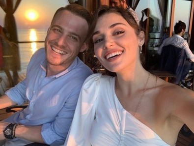 Hande Erçel’le aşk yaşadığı iddia edilen Kerem Bürsin’den beklenen açıklama geldi! - Resim : 1
