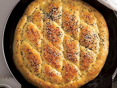 Ramazan pidesi evde nasıl yapılır? Evde Ramazan pidesi tarifi ve malzemeleri neler? Tam kıvamında Ramazan pidesi tarifi - Resim : 1