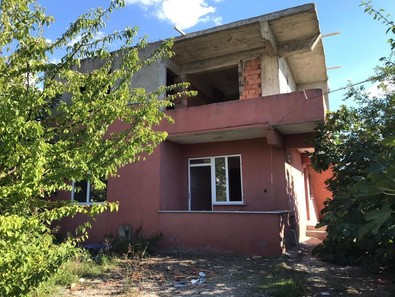 Metruk binada mide bulandıran olay! Gelen ihbar bir başka gerçeği ortaya çıkardı - Resim : 2