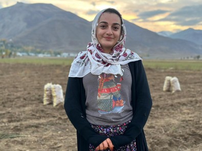 Hakkari'nin bereketli toprakları ton ton patates verdi, üretici patates hasadından memnun - Resim : 1