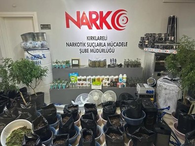 Kırklareli'de piyasa değeri 1 milyon 640 bin lira değerinde esrar ele geçirildi! - Resim : 1