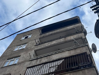 Diyarbakır’da bir baba feci şekilde can verdi! Kurtarmaya çalışan oğlu ise zehirlendi - Resim : 1