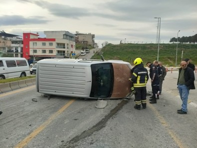 Aydın'da korkunç kaza! Direksiyon hakimiyetini kaybedince olanlar oldu. Yan yatan aracın içinde sıkışıp kaldı - Resim : 2