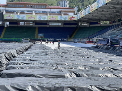 Kötü görüntüsü dikkat çekmişti! Rizespor, stadyum zeminini yeniliyor! Maliyeti belli oldu - Resim : 1