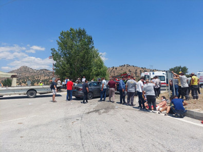 Burdur'da otomobil kazası: 10 yaralı! - Resim : 2