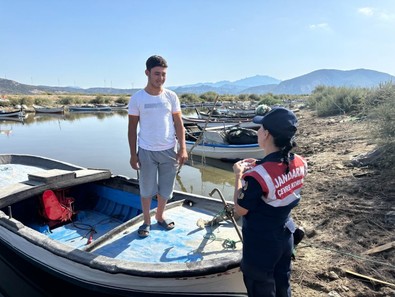 Jandarma Bafa Gölü’nde göz açtırmıyor! Denetimler devam ediyor... Kaçak avcılara geçit yok - Resim : 1