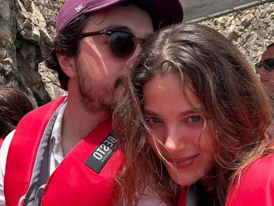 Evlilik yoluna ilk adımlarını atmışlardı! Burak Dakak'tan Leyla Tanlar'a romantik kutlama: "En büyük şansım..." - Resim : 2