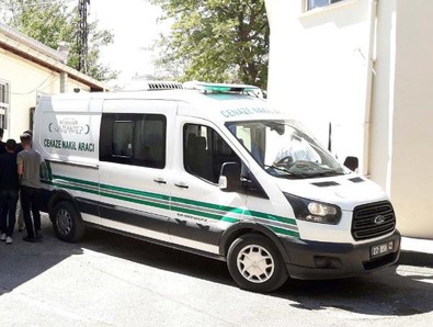 Sokakta oynarken maganda kurşunuyla vurulan 15 yaşındaki çocuk hayatını kaybetti! - Resim : 1