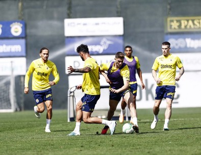 Konferans Ligi’nde perde açılıyor! Fenerbahçe ve Beşiktaş ilk grup maçına çıkacak! İşte maç programı - Resim : 1