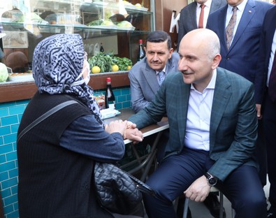 Bakan Karaismailoğlu: Küresel oyunlar ve içerideki piyonlar ile mücadele ediyoruz - Resim : 1