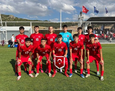 Danimarka’yı farklı yendik! U16 Milli Takımı, 4’lü turnuvada şampiyon oldu - Resim : 1