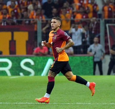 Lucas Torreira’nın menajerinden Galatasaraylıları kızdıracak sözler! Görüşeceği takımı açıkladı: “İş iştir randevuyu aldık” - Resim : 1