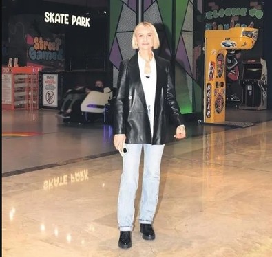 Yapay zeka dolandırıcılarının hedefi Esra Erol'dan açıklama! "Şikayetimizi yaptık" - Resim : 1
