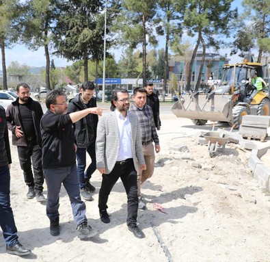 Deprem bölgesinde son durum ve siyasi manzara - Resim : 2