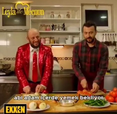 Leyla ile Mecnun'daki, CZN Burak Sahnesi görenleri gülmekten kırdı geçirdi! - Resim : 2