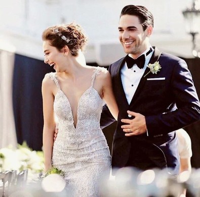 Neslihan Atagül ve Kadir Doğulu'dan romantik kutlama! Evliliklerinde sekiz yılı devirdiler! Paylaşmalara doyamadılar - Resim : 1