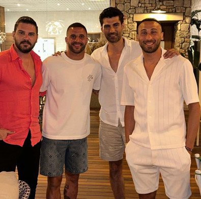 Tatil tercihleri Türkiye oldu! Dünyaca ünlü futbolcular, Antalya’ya akın etti! - Resim : 1
