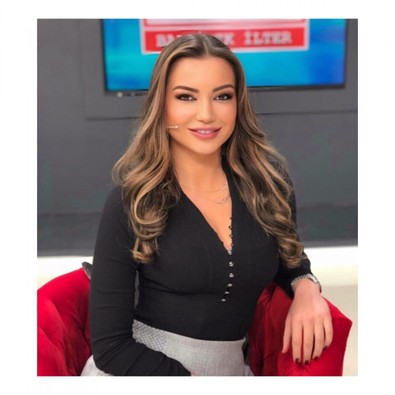Esra Ezmeci kimdir? Psikolog Esra Ezmeci kimdir, kaç yaşında, nereli? - Resim : 2