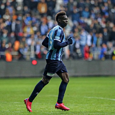 Adana Demirspor’da yaprak dökümü! Başkan Murat Sancak bir ismin daha biletini kesti! Yıldız futbolcunun sözleşmesi feshedilecek - Resim : 2