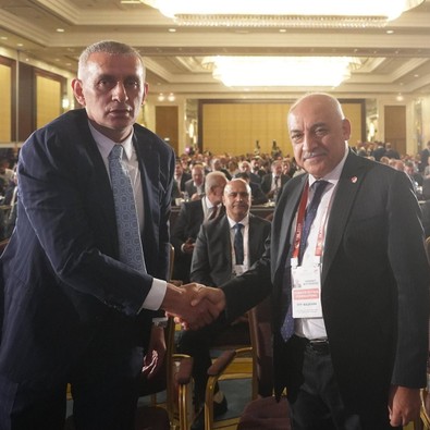 Türk futbolunda tarihi gün! TFF yeni başkanını seçiyor: Büyükekşi ve Hacıosmanoğlu yarışıyor - Resim : 1