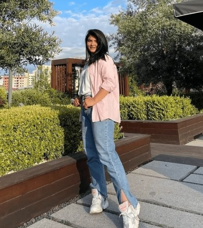Sevgi Akiska, Hanife Gürdal'la dalga geçti! Cedi Osman yorumu şoke etti! "Sen sus" - Resim : 1