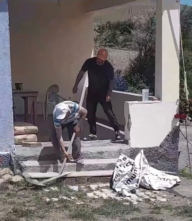 Elazığ, Tunceli, Bingöl, Erzincan, Muş ve Bitlis'e kırmızı uyarı şimdi yapıldı. O hayvan yer altından çıktı. Evlere giriyor - Resim : 1