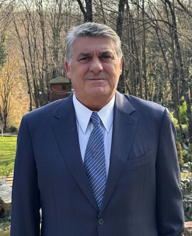 Beşiktaş Başkan Adayı Serdal Adalı’dan Hüseyin Yücel için sert sözler: “Beşiktaş adını kayyum ile ananların camiada yeri yok” - Resim : 1