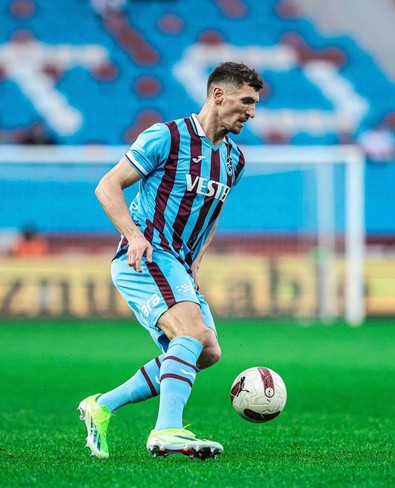 Trabzonspor’da kriz! Başkan Doğan açıkladı! Yıldız futbolcu sözleşmesini feshetti! - Resim : 1