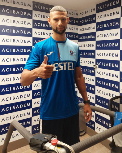 Süper Lig'de Dzeko başta olmak üzere forvetlerin korkulu rüyası olacak. Trabzonspor yeni duvarının maliyetini açıkladı - Resim : 1