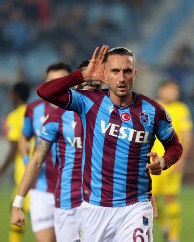Trabzonspor’da hayal kırıklığı yaratmıştı! Lille'e geri dönene Yusuf Yazıcı’ya 2 takımdan resmi teklif - Resim : 2