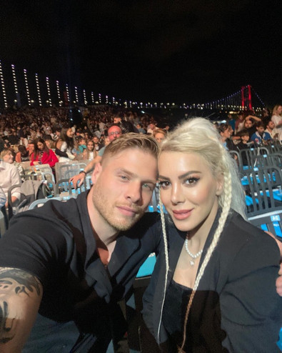 Survivor Aleyna'nın annesi kızını uyardı: Ondan uzak dur! - Resim : 1