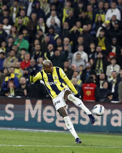 Trabzonspor’a jeneriklik gol atmıştı! Talisca’nın 3. golünde topun hızı ortaya çıktı - Resim : 1