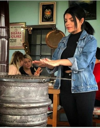 AVM'nin terasından atlayarak canına kıymıştı! Kader Yıldız'ın ölümünün arkasından ihanet fotoğrafı çıktı - Resim : 1