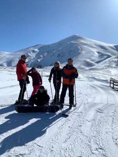 Ekrem İmamoğlu, kayak yaptığı fotoğrafları paylaştı - Resim : 1