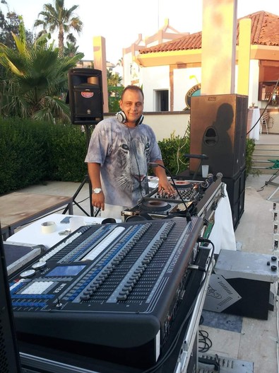 Türk DJ evinin küvetinde ölü bulundu! - Resim : 2