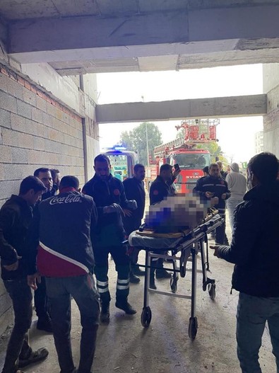 Mardin'de çalıştığı inşaatın asansör boşluğuna düşen işçi hayatını kaybetti! - Resim : 1