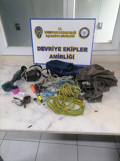 Hırsızlık yapmak için hastaları ölümle burun buruna getirdi! - Resim : 1