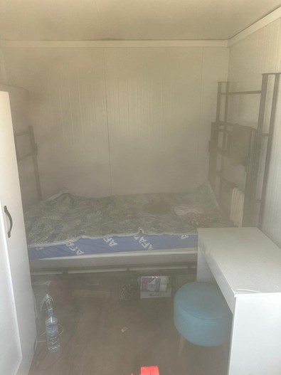 Konteynerde çıkan yangın paniğe neden oldu - Resim : 2
