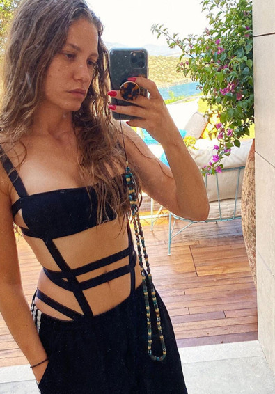 Serenay Sarıkaya formunda - Resim : 1