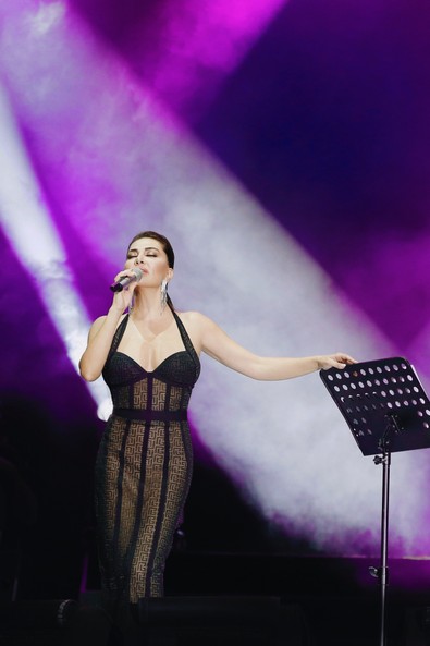 Ebru Yaşar Vadi Açıkhava konserinde fırtına gibi esti - Resim : 2